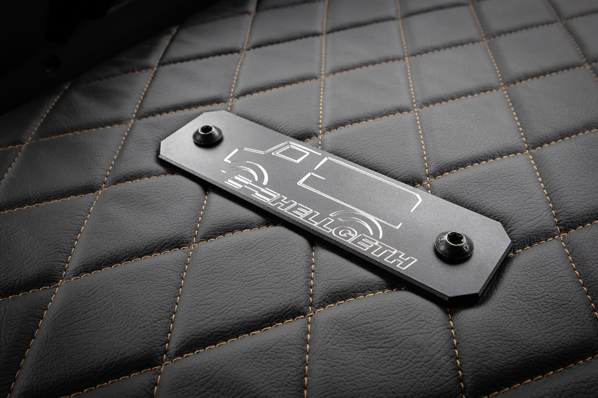 Mercedes-Benz Special Trucks unveils the most luxurious Unimog ever