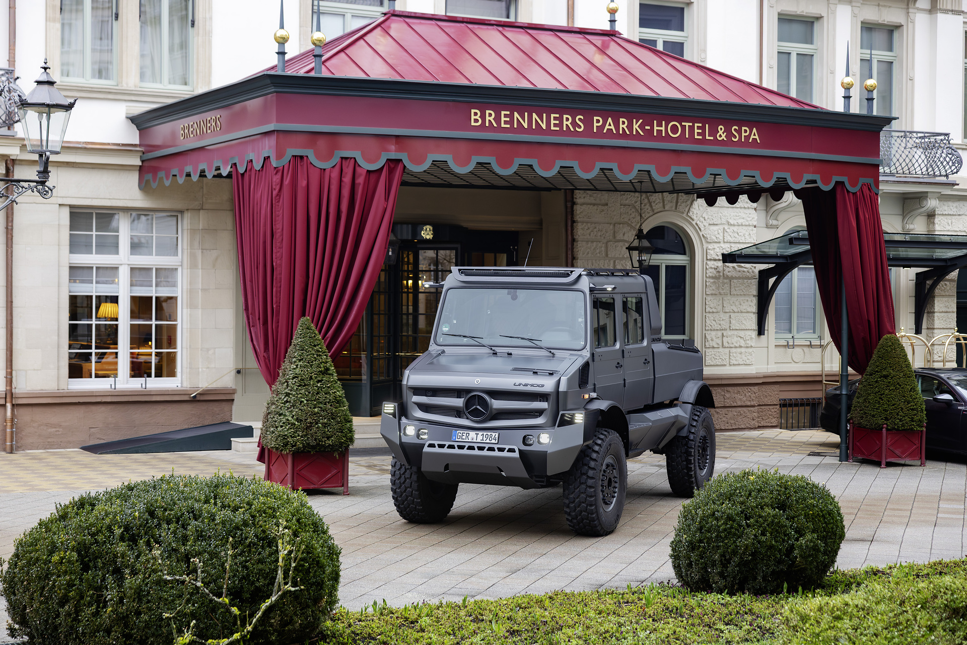 Mercedes-Benz Special Trucks unveils the most luxurious Unimog ever