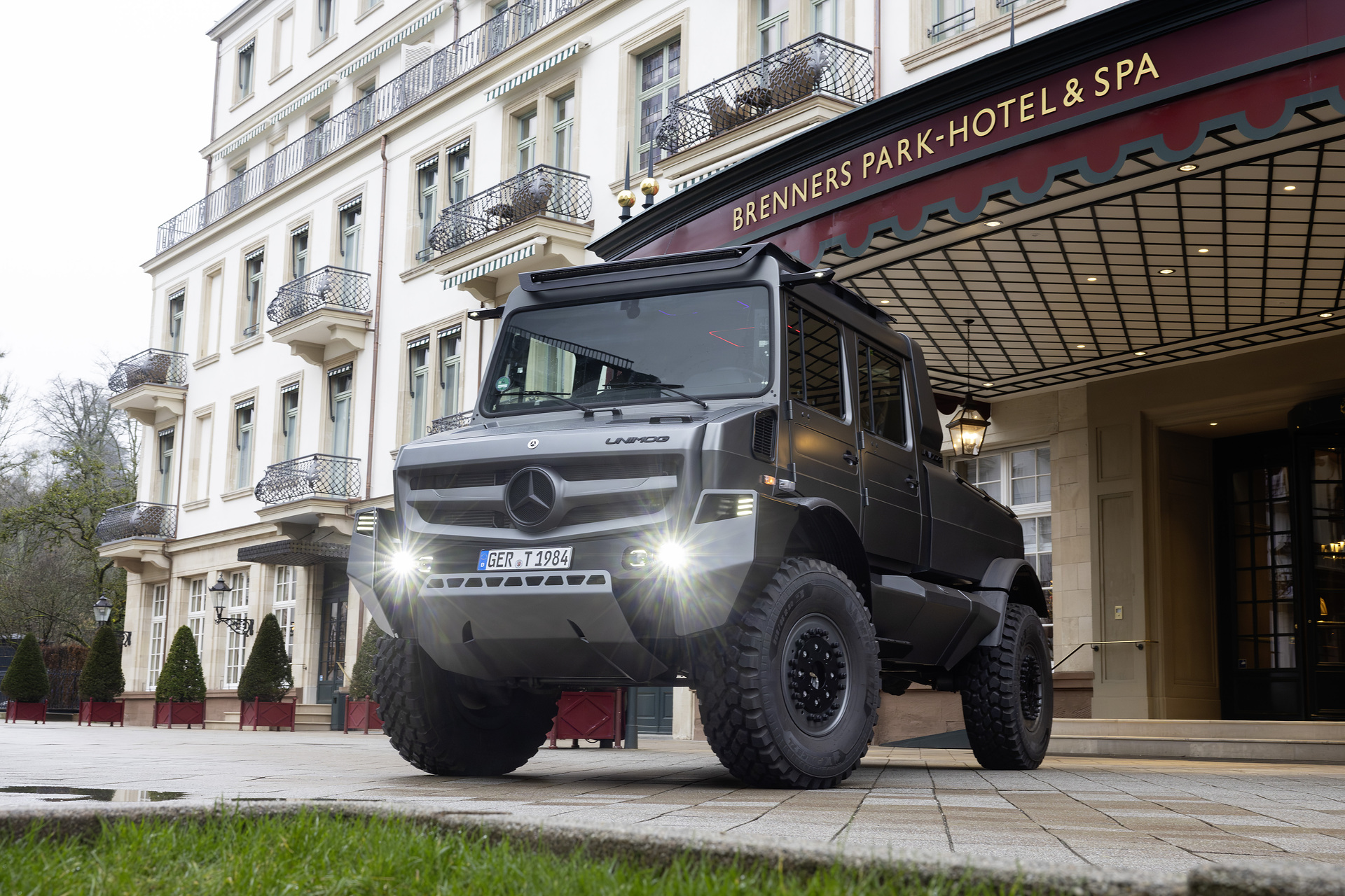 Mercedes-Benz Special Trucks unveils the most luxurious Unimog ever