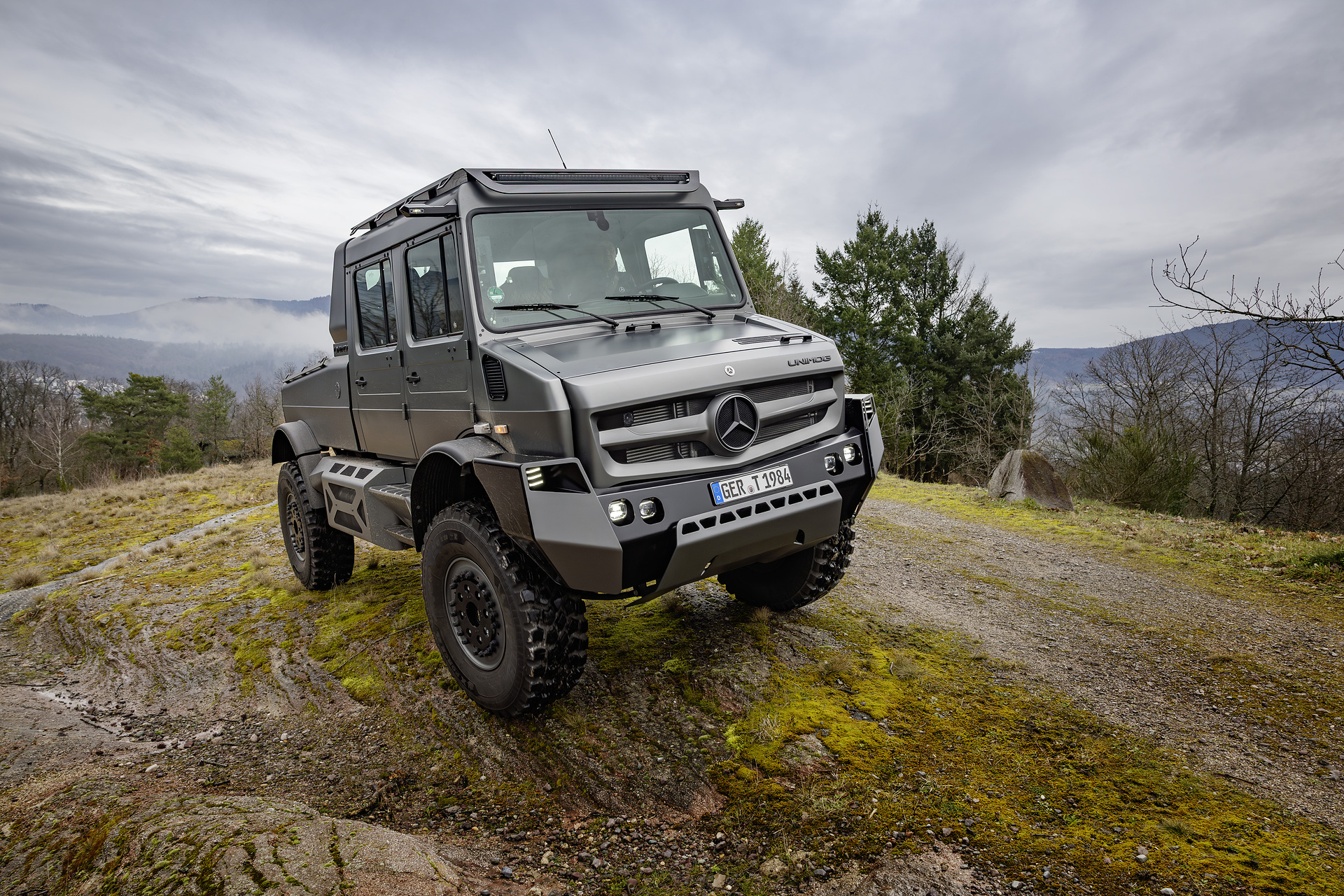 Mercedes-Benz Special Trucks unveils the most luxurious Unimog ever