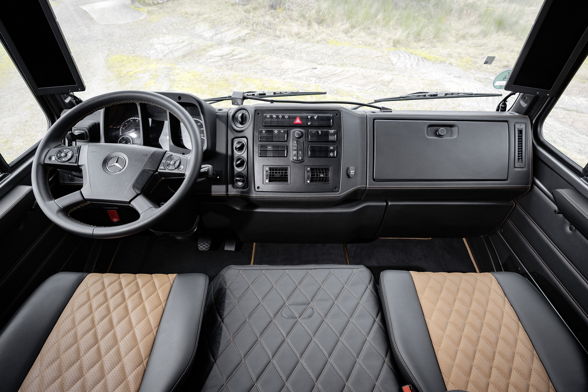 Mercedes-Benz Special Trucks unveils the most luxurious Unimog ever