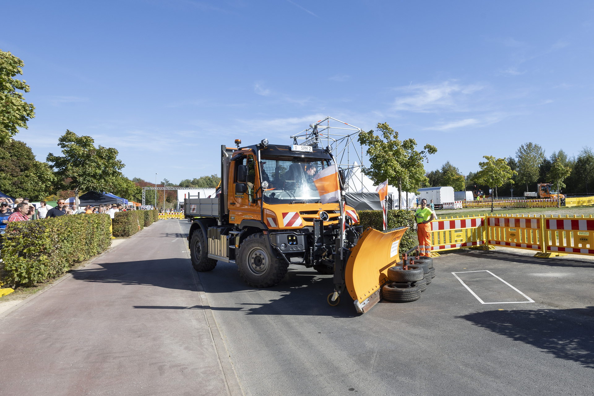 Precision in the Snow: Unimog at the Snowplow World Championship in Chambéry