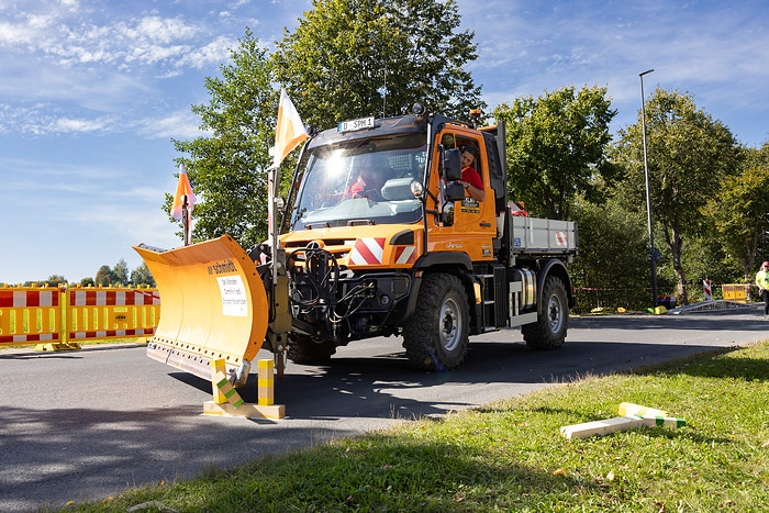 Precision in the Snow: Unimog at the Snowplow World Championship in Chambéry