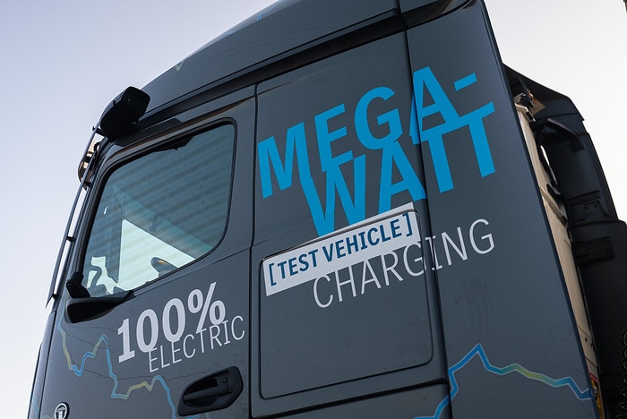 Long-distance test drive: Mercedes-Benz eActros 600 delivers key insights for megawatt charging in long-haul operations