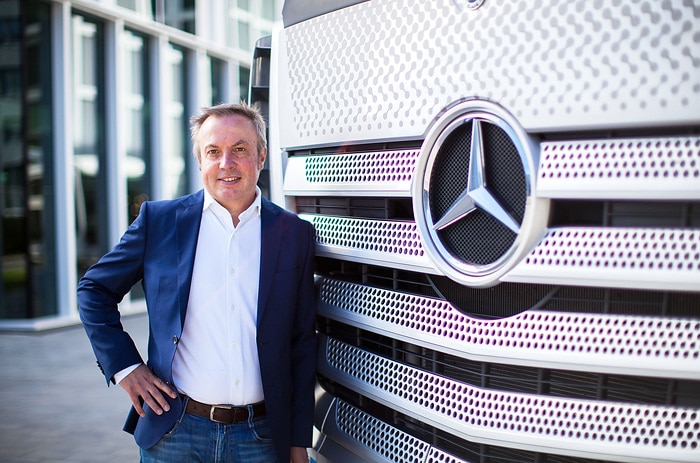 Daimler Truck Supervisory Board appoints Yvonne Bettkober to the Board of Management – Jürgen Hartwig leaves the company after more than 30 years