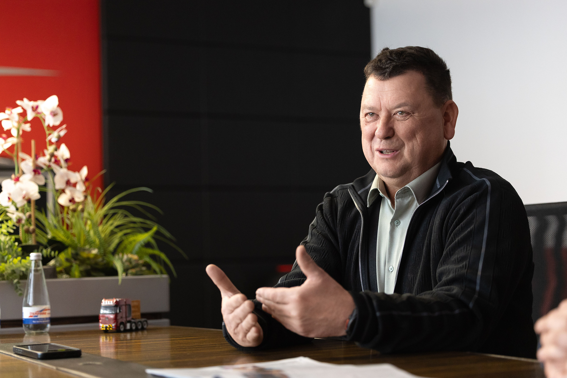 130 Years of Mercedes-Benz Trucks: Štempihar Transport Has Relied on the Inventor of the Truck for 37 Years