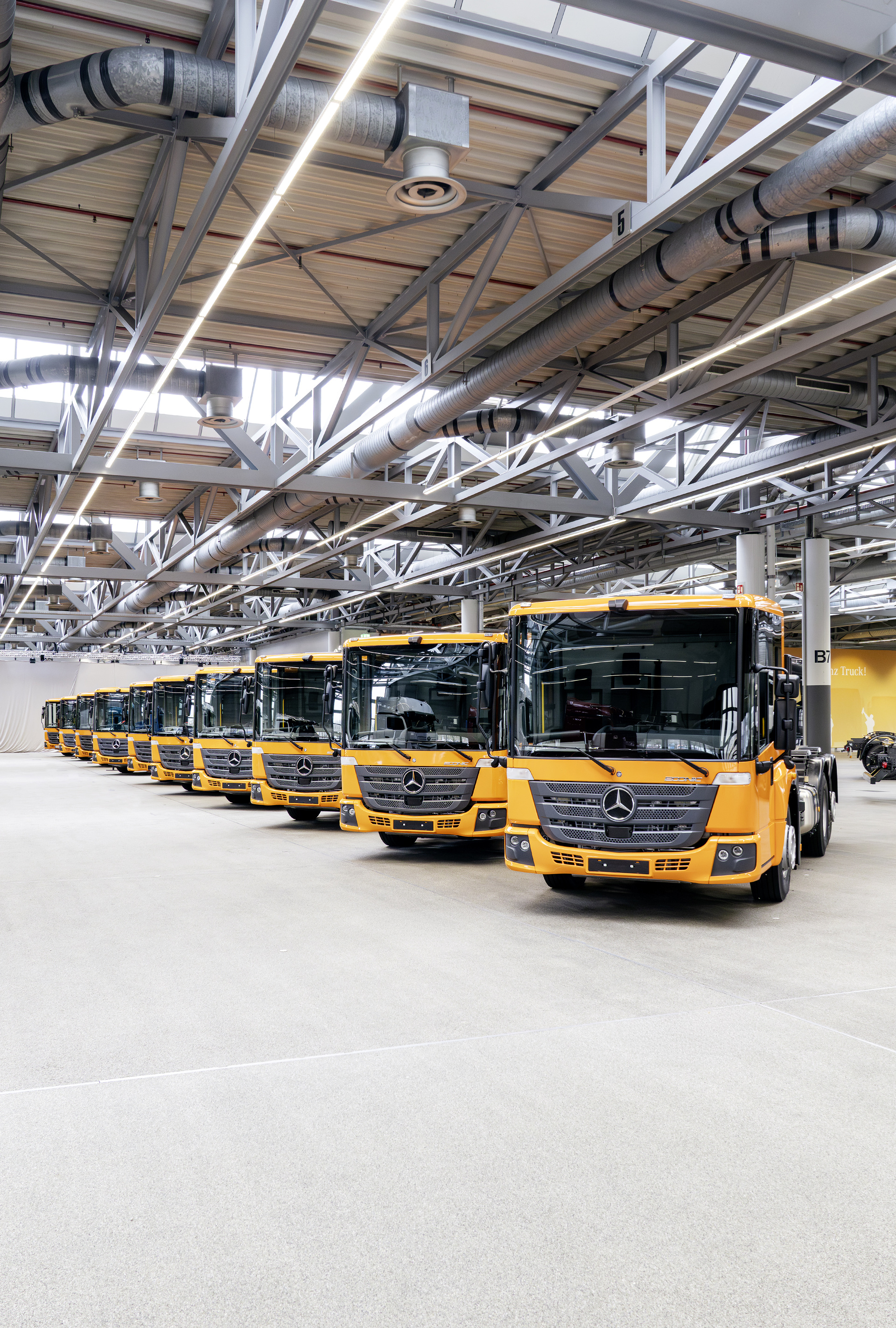 Stadtreinigung Chemnitz übernimmt elf neue Mercedes-Benz Econic für die Abfallentsorgung