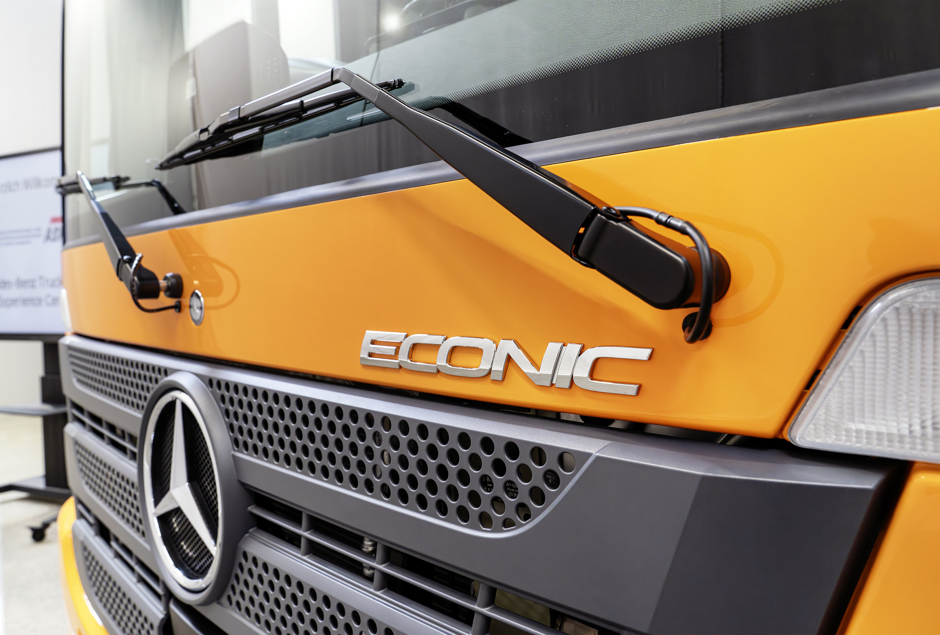 Stadtreinigung Chemnitz übernimmt elf neue Mercedes-Benz Econic für die Abfallentsorgung