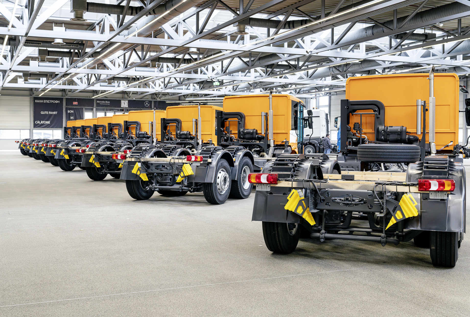 Stadtreinigung Chemnitz übernimmt elf neue Mercedes-Benz Econic für die Abfallentsorgung