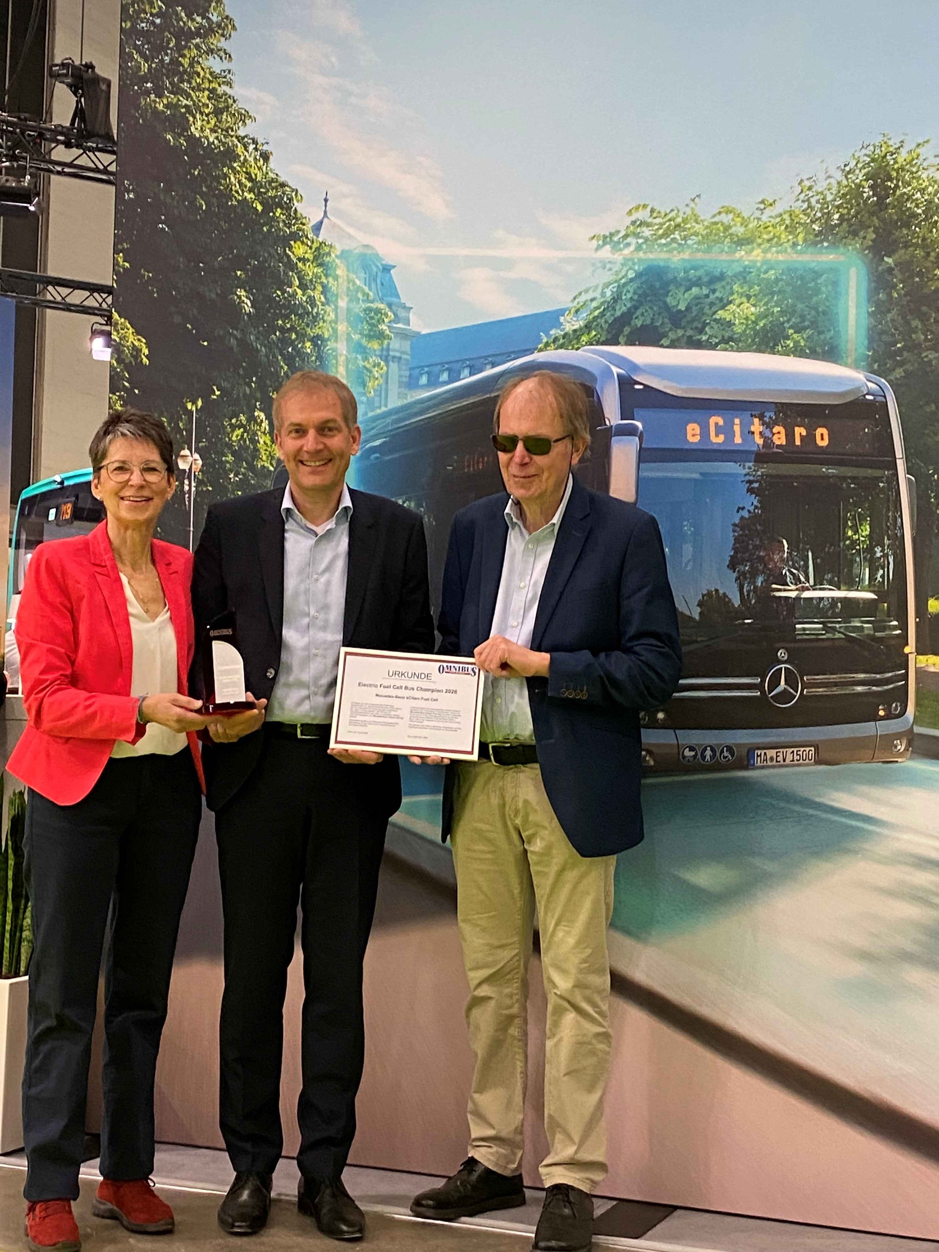 Mercedes‑Benz eCitaro Fuel Cell Is “Electric Fuel Cell Bus Champion 2026”