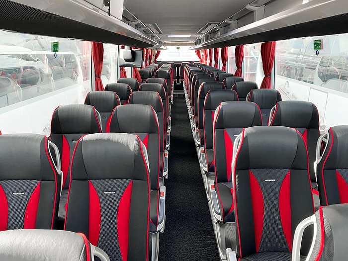 16 neue Setra Reisebusse für Kreuzfahrtpassagiere