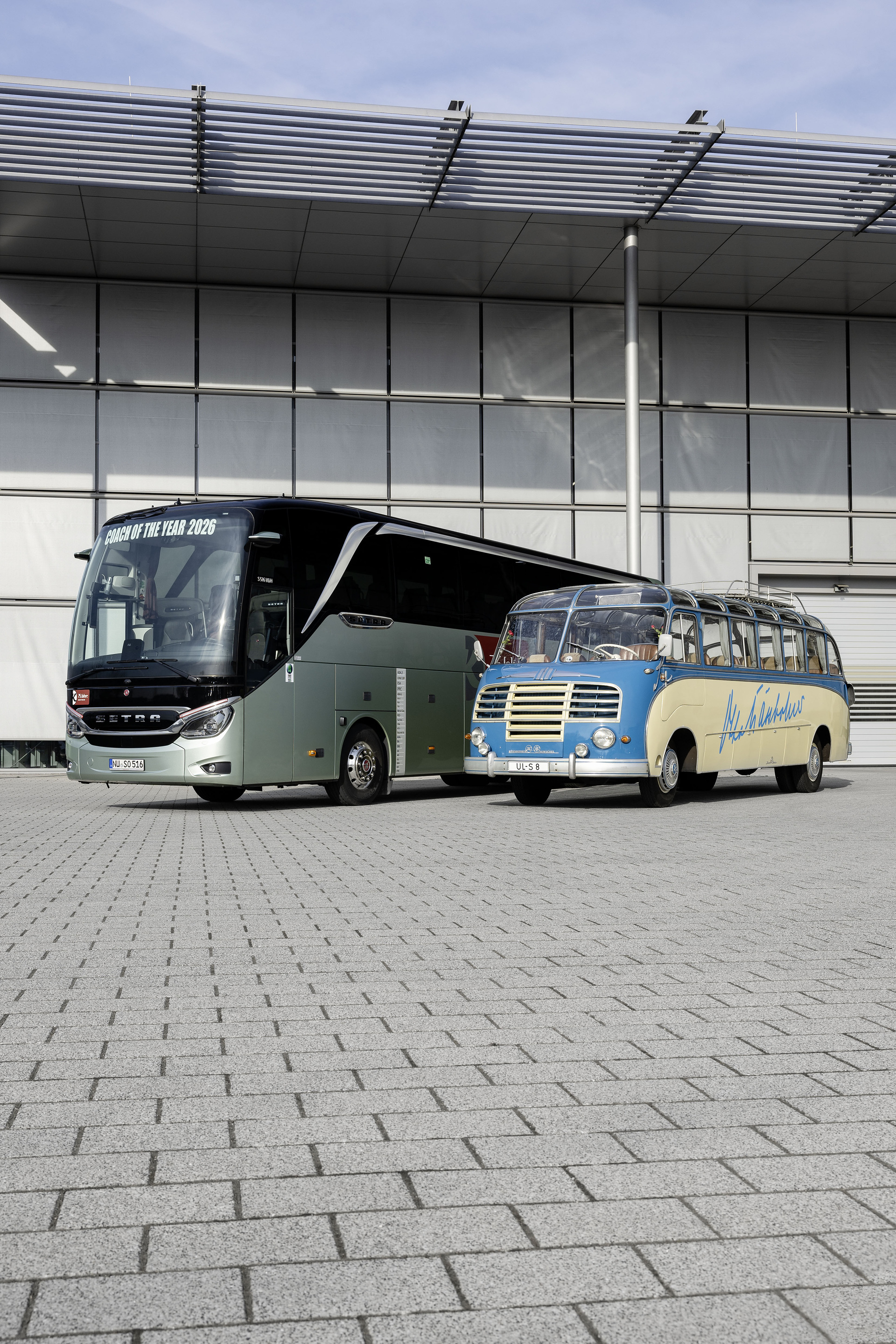 Press Kit “75 Years of Setra” – Innovation built on Tradition