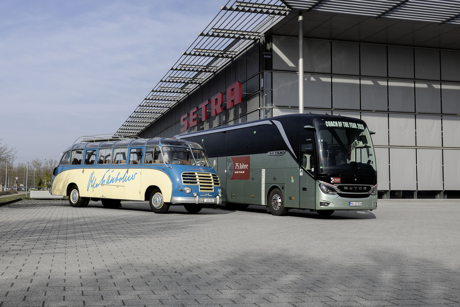Press Kit “75 Years of Setra” – Innovation built on Tradition