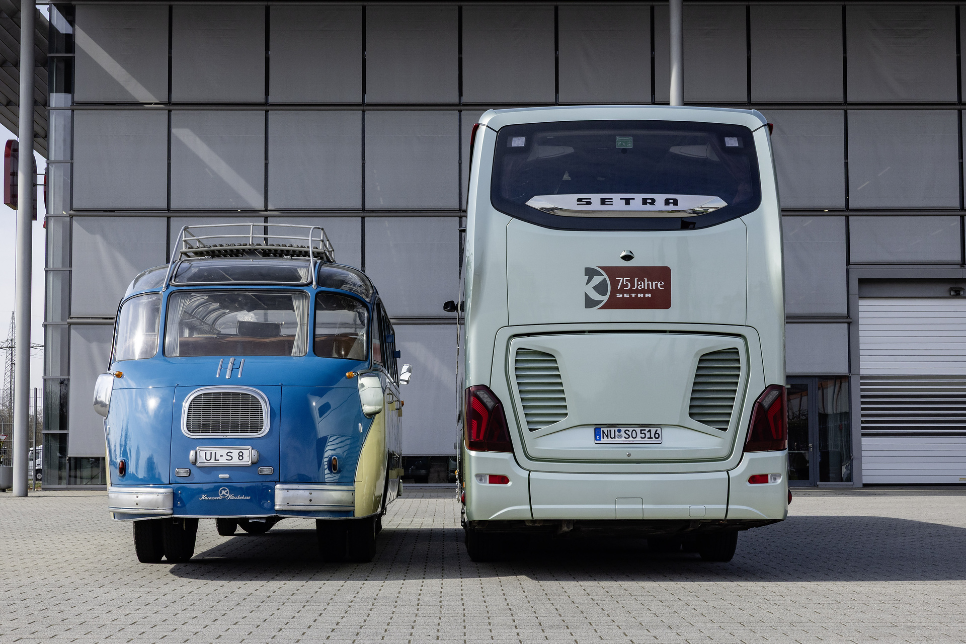 Press Kit “75 Years of Setra” – Innovation built on Tradition