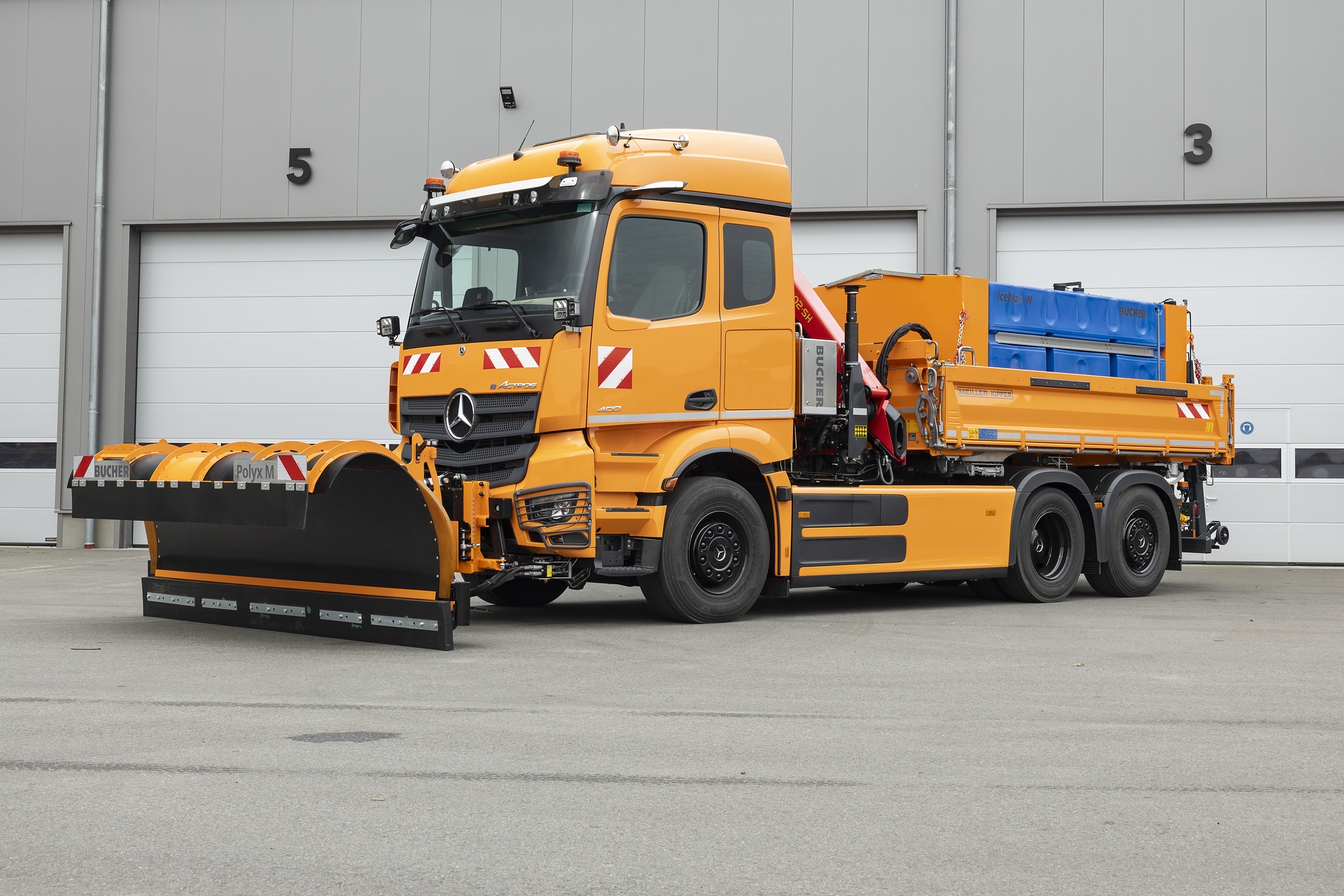 Innovative Lösungen für kommunale Aufgaben: Mercedes-Benz Trucks auf der IFAT 2026 mit Unimog, eEconic, eActros und einem Recycling-Konzeptfahrzeug