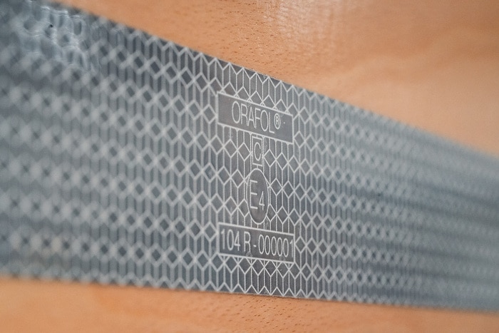 Zweispurig zur Kreislaufwirtschaft: Mercedes-Benz Trucks zeigt den reECONIC – ein batterieelektrisches Fahrzeug mit recycelten Materialien