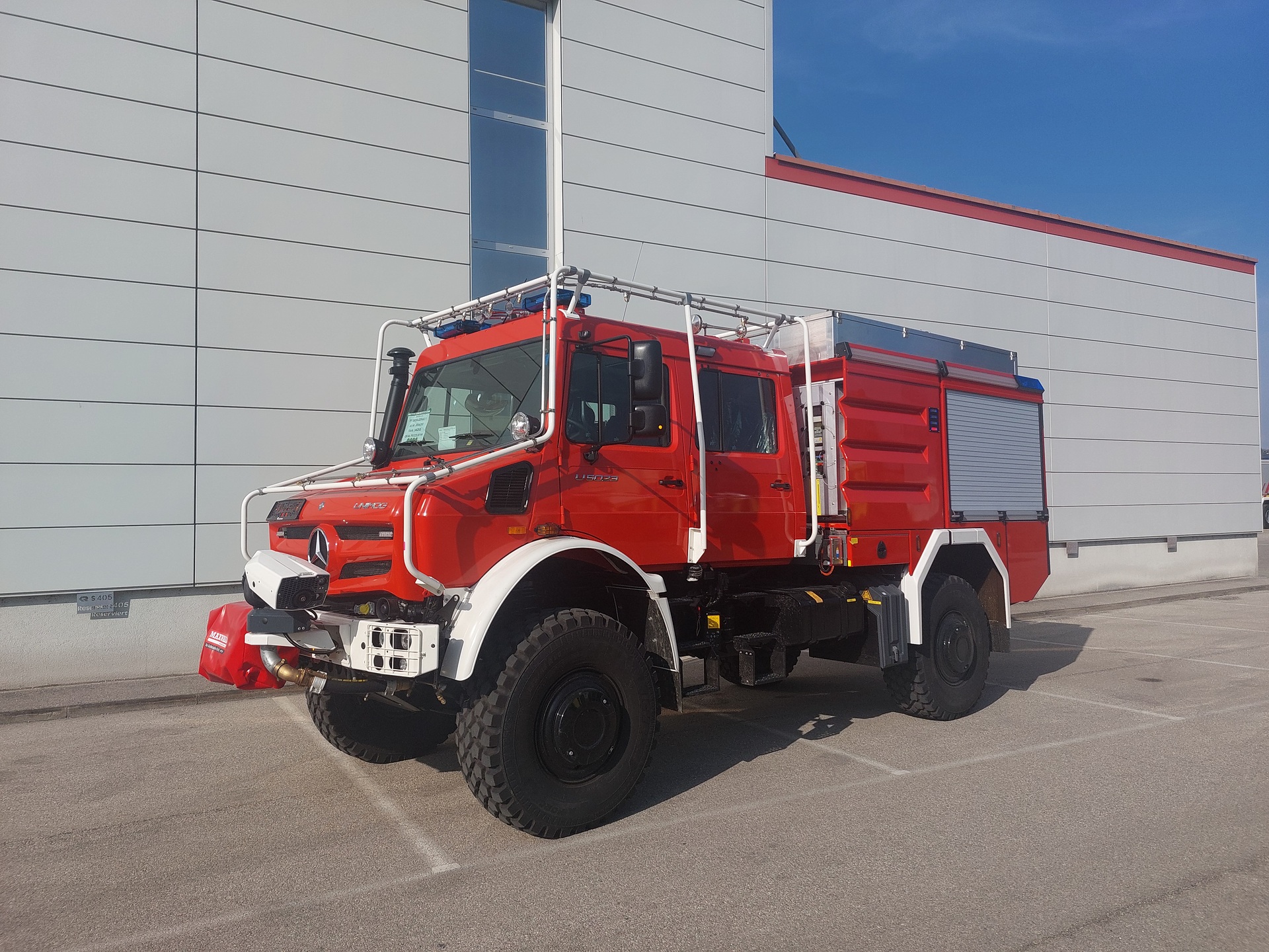 RETTmobil 2026: Daimler Truck zeigt Unimog U 5023 für anspruchsvolle Einsatzlagen und Atego LF 10