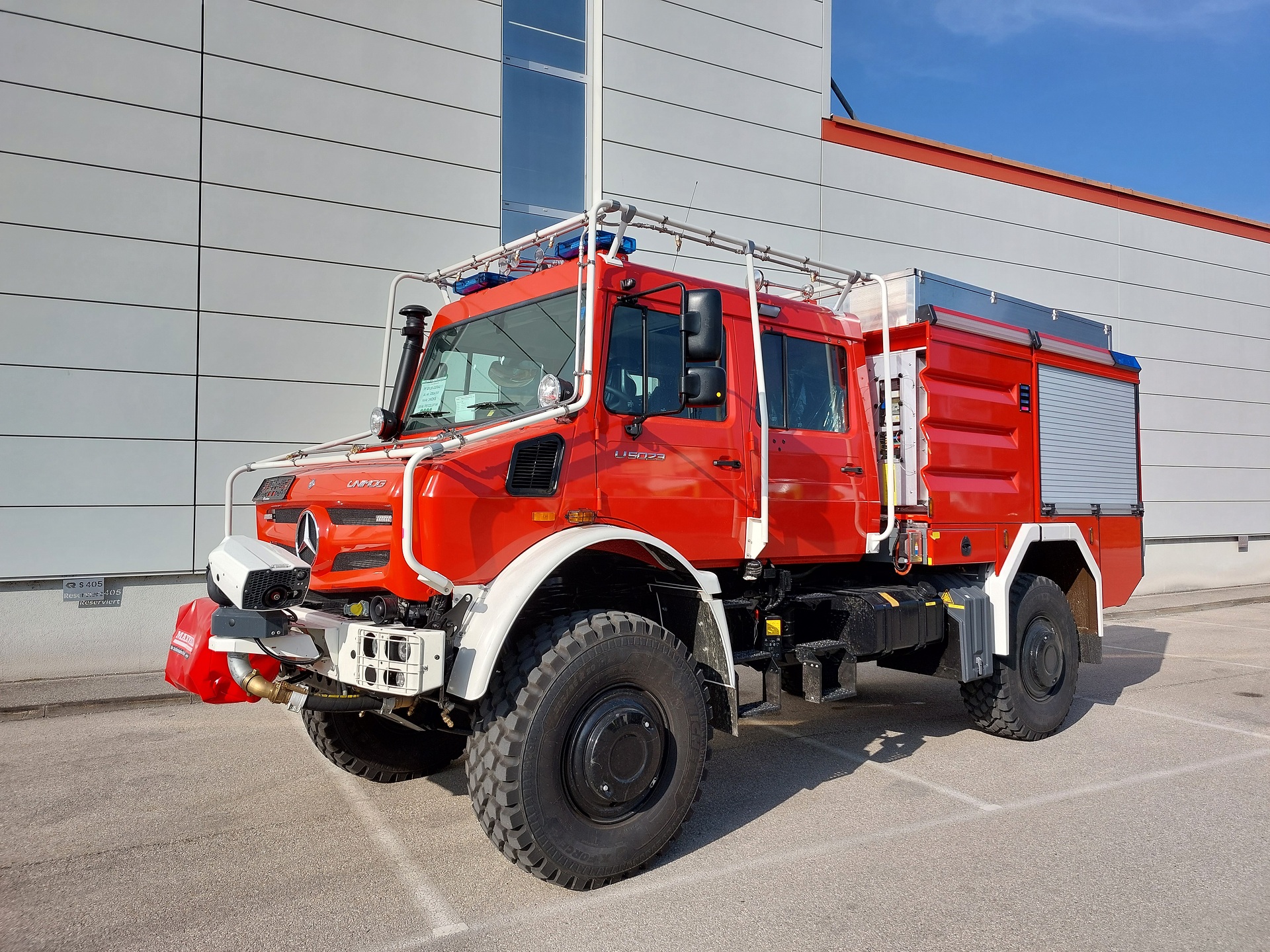 RETTmobil 2026: Daimler Truck zeigt Unimog U 5023 für anspruchsvolle Einsatzlagen und Atego LF 10