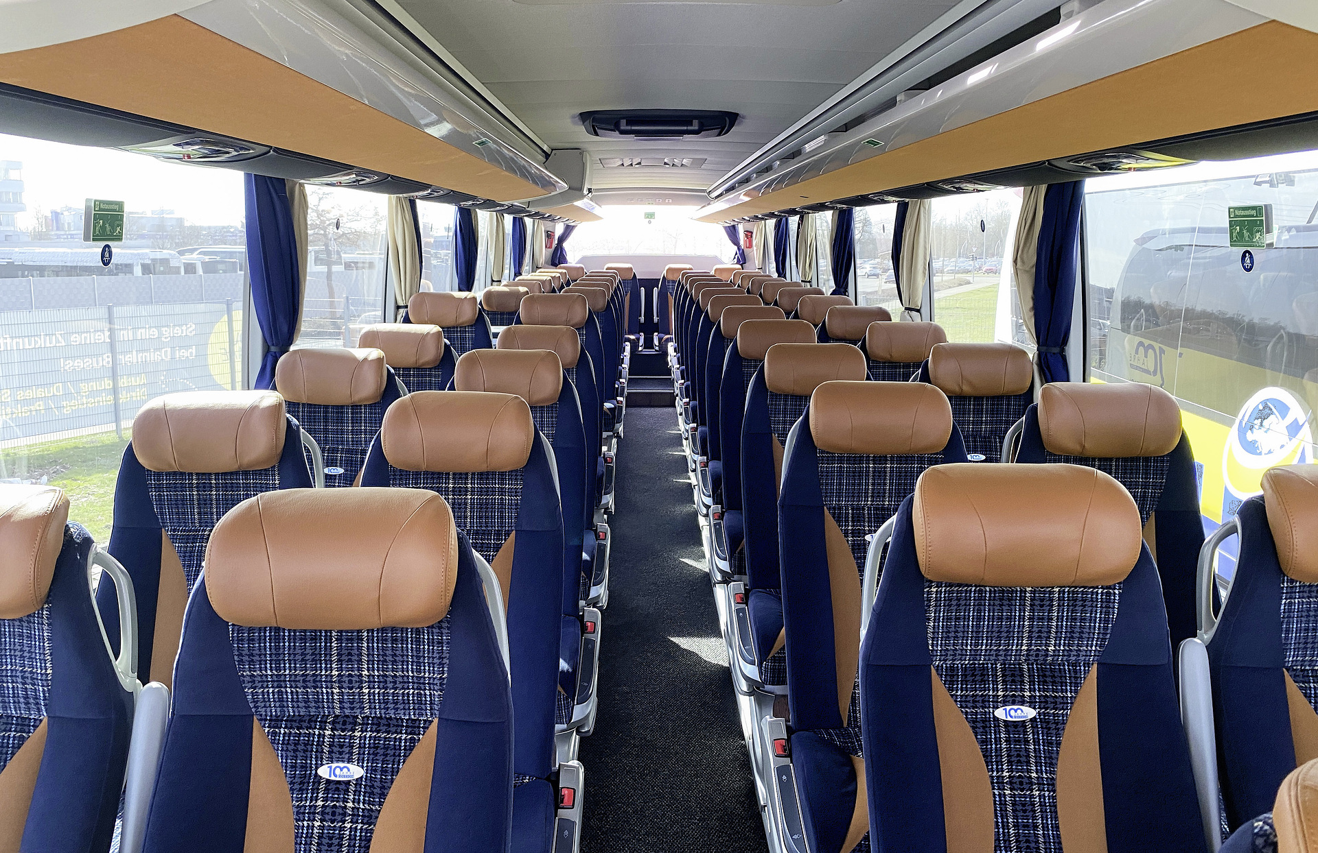 Neue Setra Reisebusse - Zur Feier des Tages