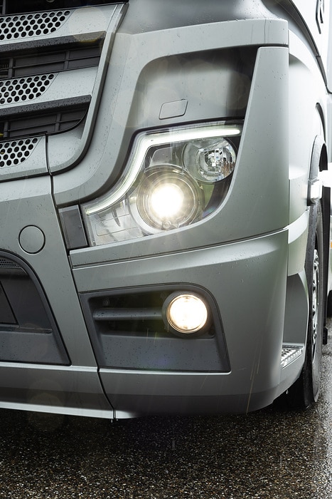 30 Years of Actros in the Anniversary Year “130 Years of Trucks”: How Mercedes Benz Trucks Combines Engineering Heritage and Transformation