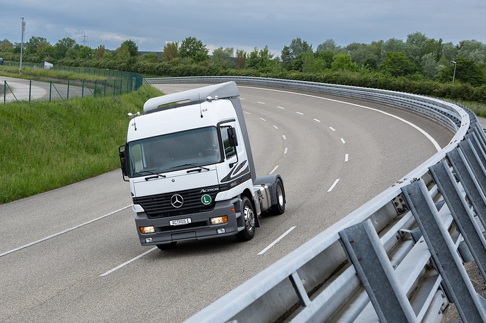 30 Years of Actros in the Anniversary Year “130 Years of Trucks”: How Mercedes Benz Trucks Combines Engineering Heritage and Transformation