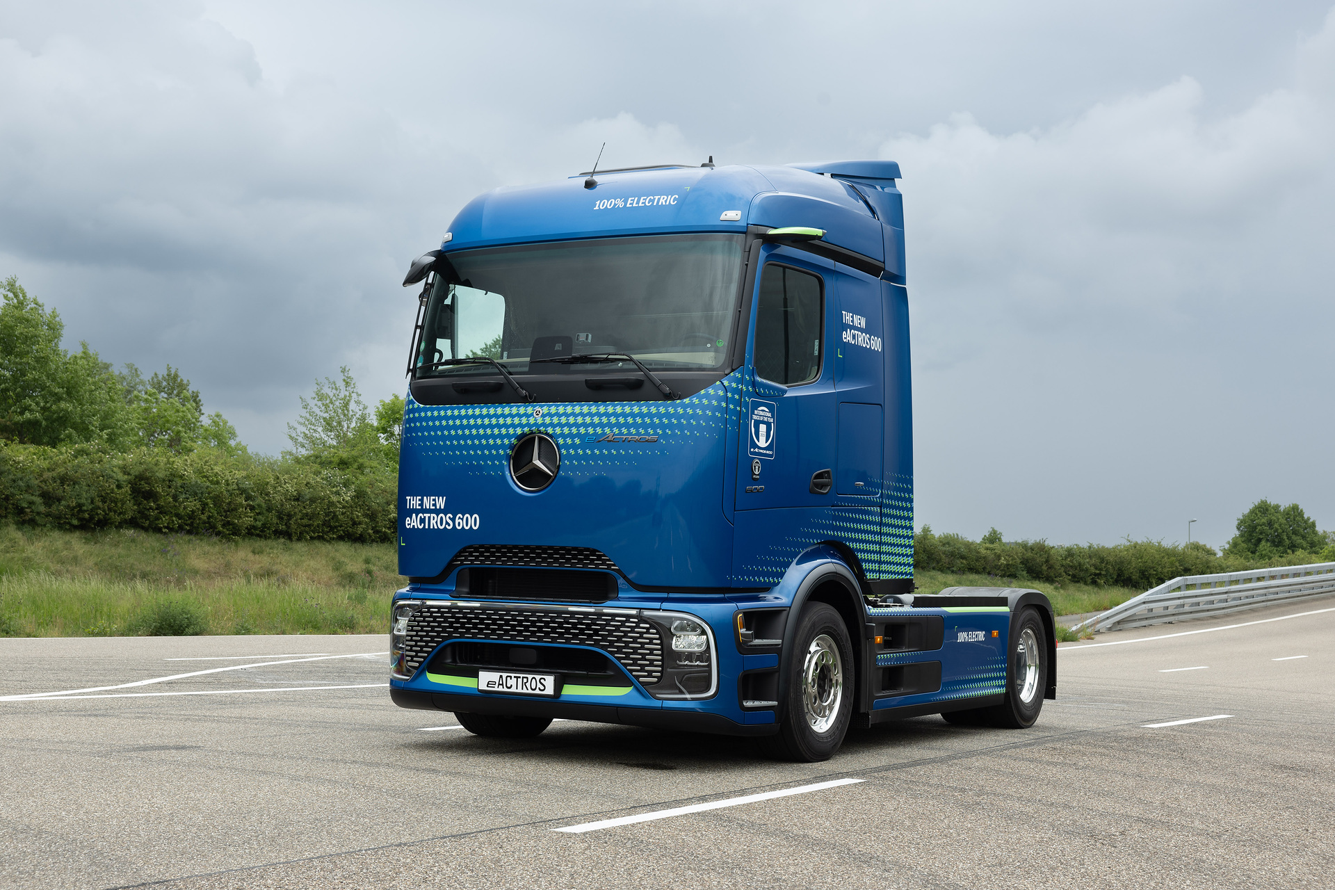 30 Years of Actros in the Anniversary Year “130 Years of Trucks”: How Mercedes Benz Trucks Combines Engineering Heritage and Transformation