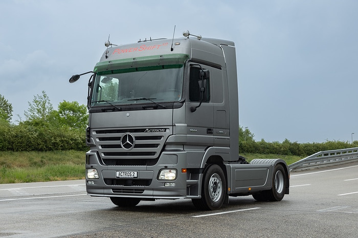30 Years of Actros in the Anniversary Year “130 Years of Trucks”: How Mercedes Benz Trucks Combines Engineering Heritage and Transformation