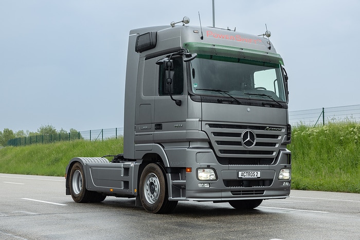30 Years of Actros in the Anniversary Year “130 Years of Trucks”: How Mercedes Benz Trucks Combines Engineering Heritage and Transformation