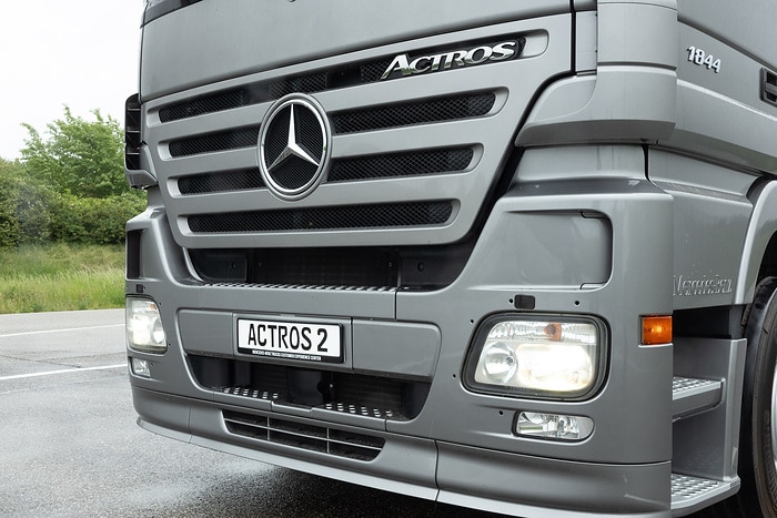 30 Years of Actros in the Anniversary Year “130 Years of Trucks”: How Mercedes Benz Trucks Combines Engineering Heritage and Transformation