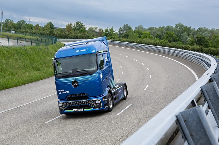 30 Years of Actros in the Anniversary Year “130 Years of Trucks”: How Mercedes Benz Trucks Combines Engineering Heritage and Transformation