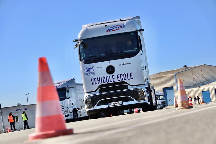 Fahrschul-Lkw der nächsten Generation: der eActros 600