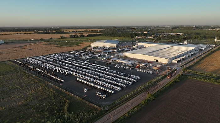 Daimler Truck eröffnet neuen Produktionsstandort für Lkw und Busse in Argentinien