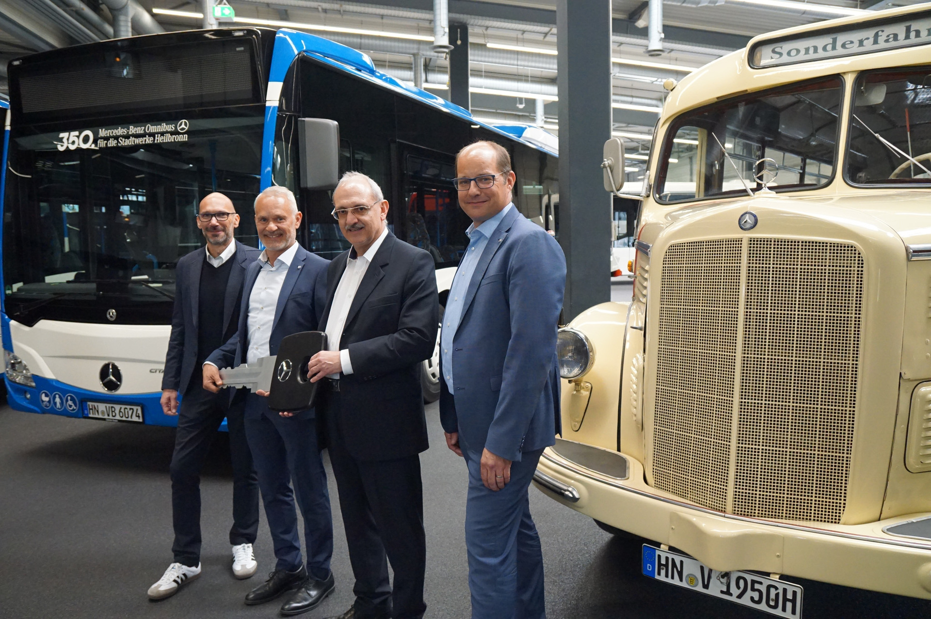 350th Mercedes‑Benz city bus delivered to Heilbronn