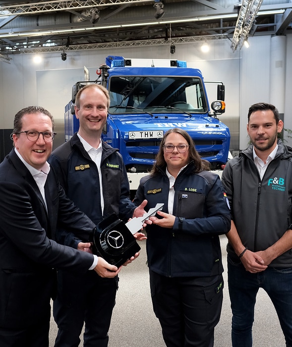 Starke Flotte für schwere Aufgaben: Unimog-Großauftrag für THW