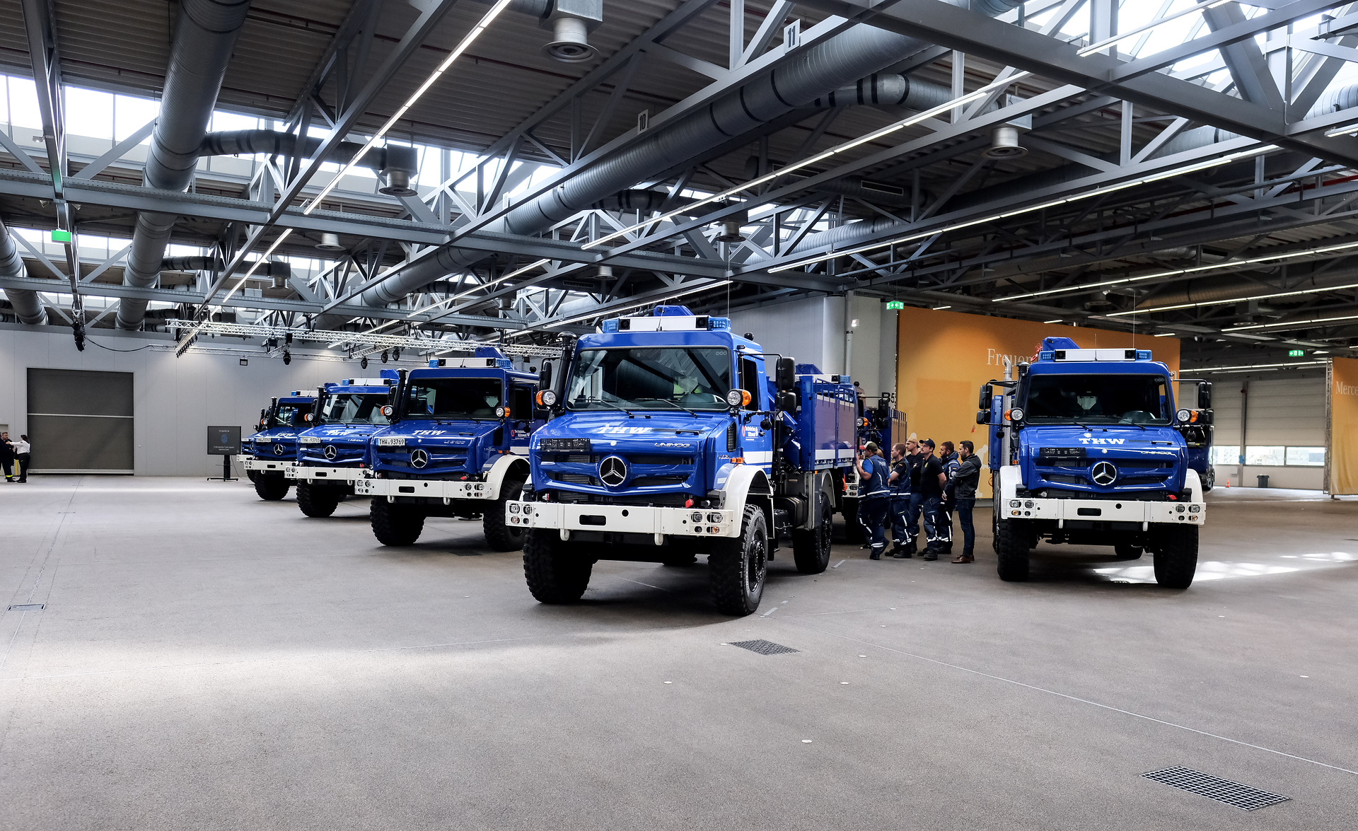 Starke Flotte für schwere Aufgaben: Unimog-Großauftrag für THW