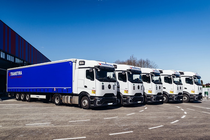 Major order: Lithuanian logistics and transport company TRANSTIRA exclusively expands international long-haul fleet with more than 500 Mercedes-Benz Actros L ProCabin