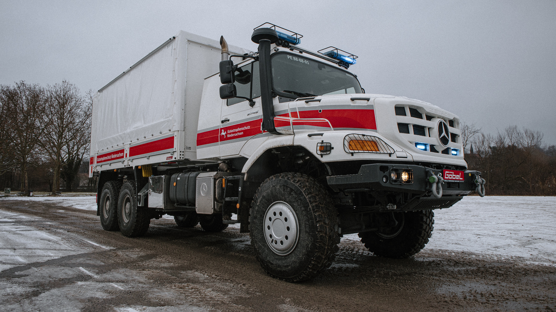 Mercedes-Benz Trucks auf der INTERSCHUTZ 2026: Robuste Fahrzeuglösungen von Arocs bis Zetros