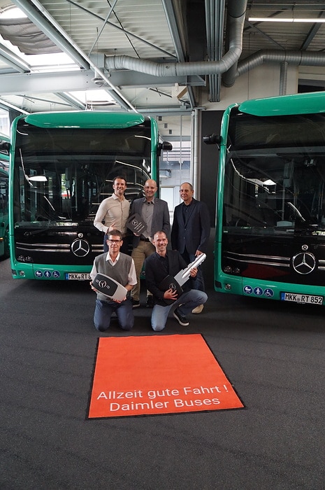Elektrisch in die Zukunft: Racktours übernimmt erste Mercedes-Benz eCitaro