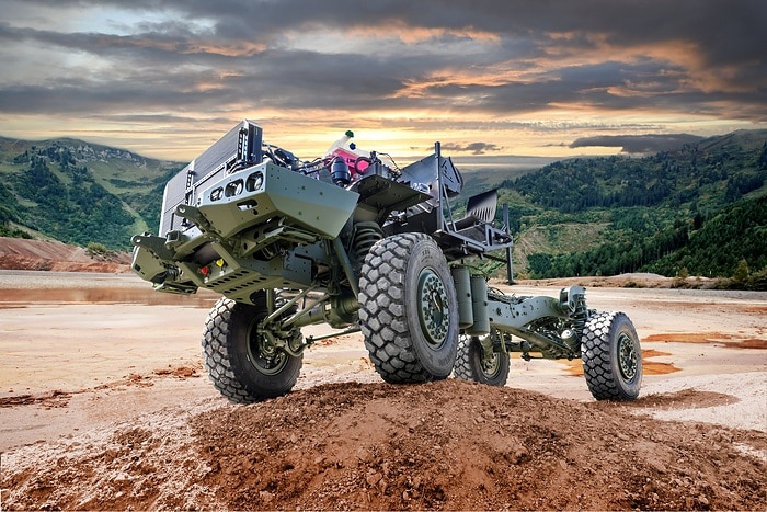 Daimler Truck Showcases Comprehensive Portfolio of Defence Mobility Solutions at Eurosatory 2026