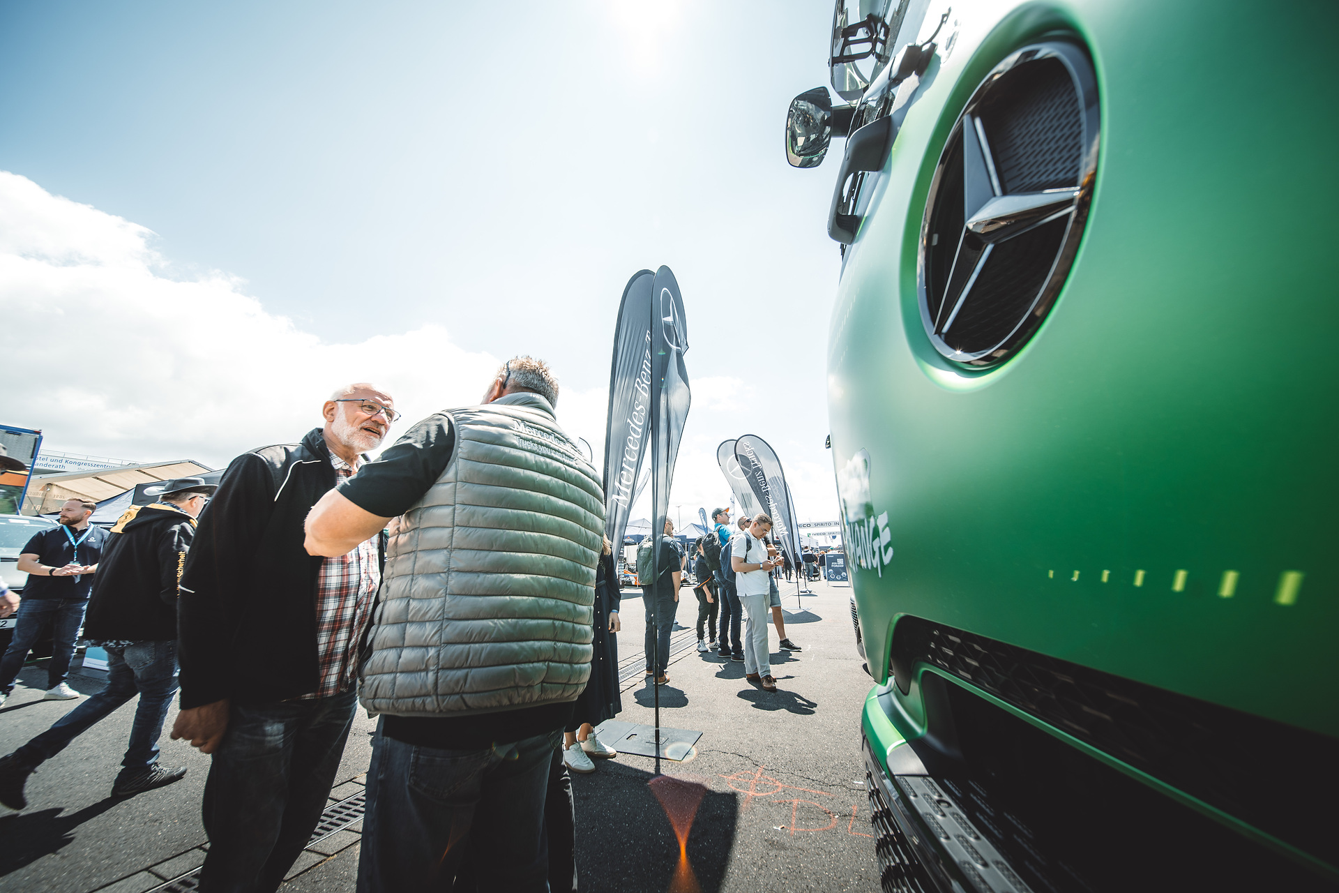 Boxenstopp am Nürburgring: Mercedes-Benz Trucks zeigt 30 Jahre Actros beim Truck Grand Prix