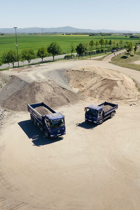 Mercedes-Benz Trucks Showcases Comprehensive Portfolio for Modern Construction Site Operations