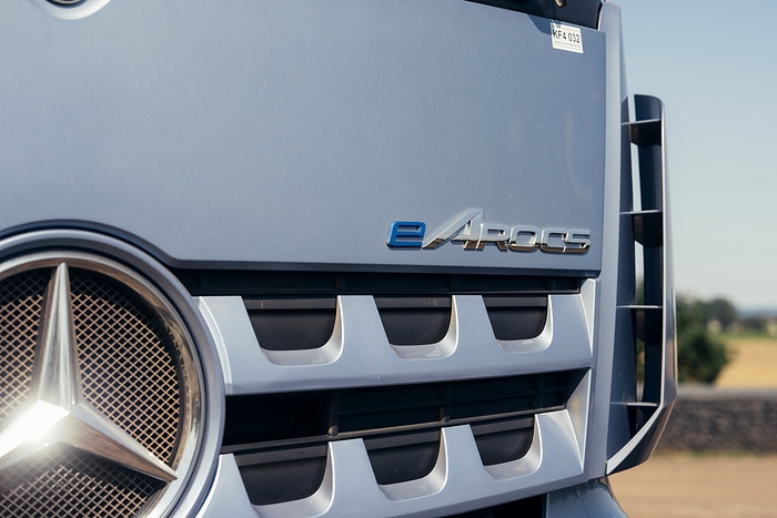 Mercedes-Benz Trucks präsentiert umfangreiches Portfolio für den modernen Einsatz auf und an der Baustelle