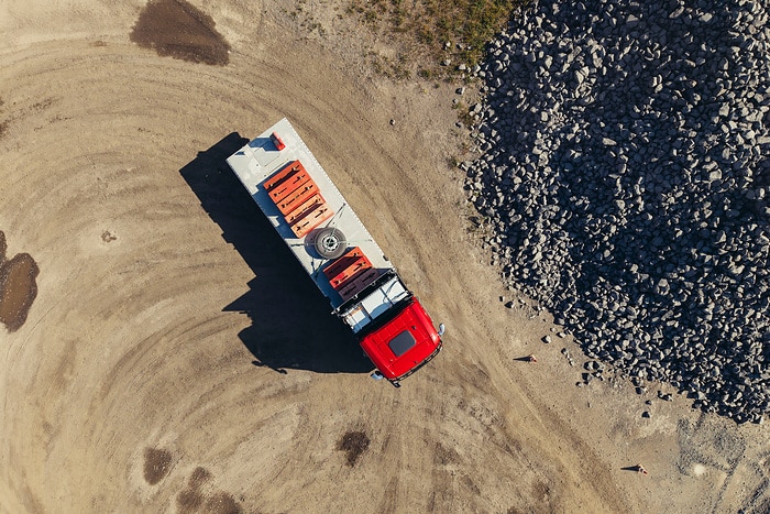 Mercedes-Benz Trucks präsentiert umfangreiches Portfolio für den modernen Einsatz auf und an der Baustelle