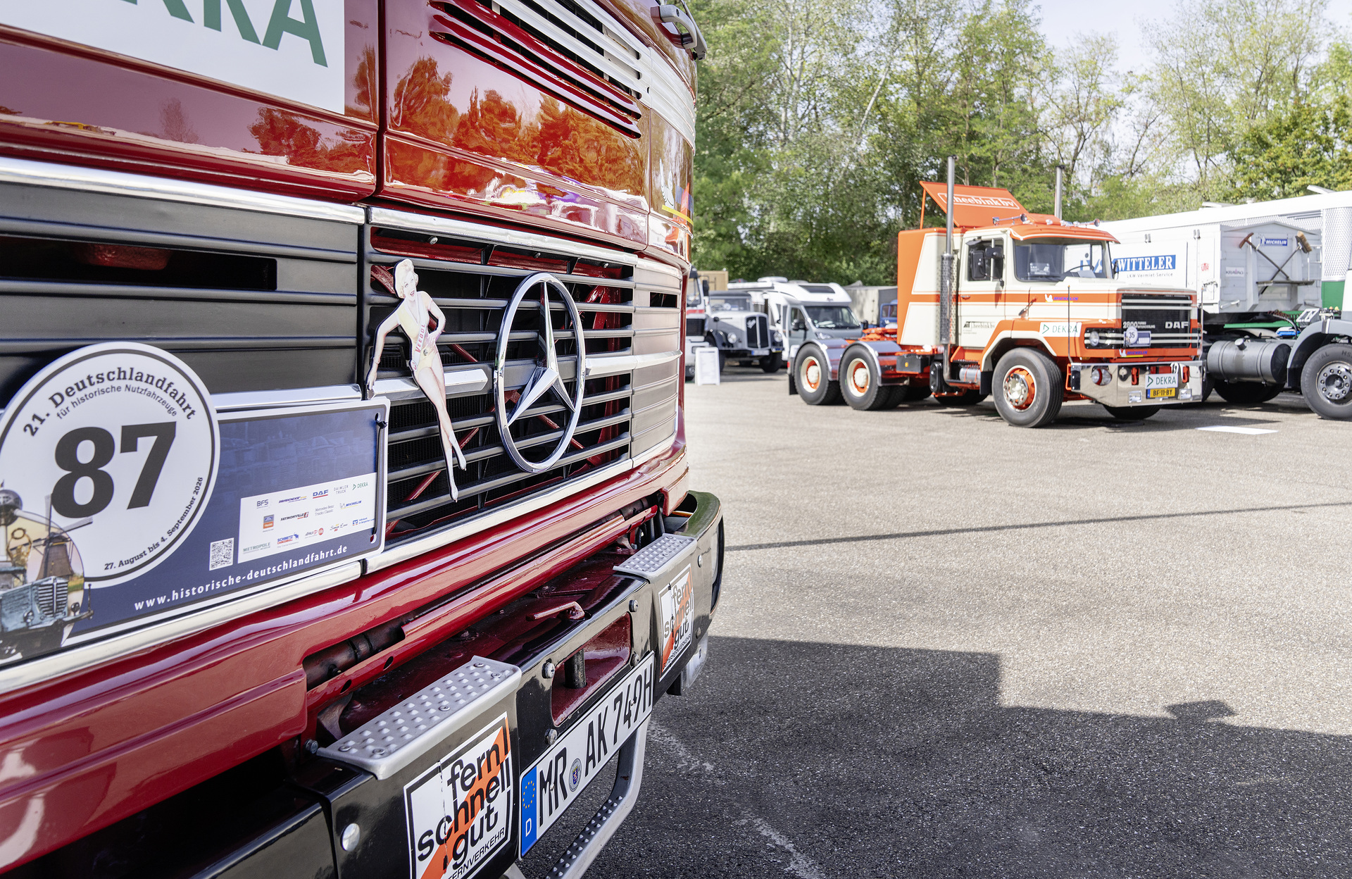 130 Jahre Lkw: Mercedes-Benz Trucks eröffnet    Deutschlandfahrt 2026 im Werk Wörth