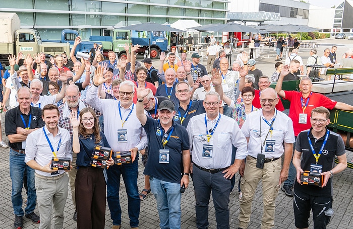 130 Jahre Lkw: Mercedes-Benz Trucks eröffnet    Deutschlandfahrt 2026 im Werk Wörth