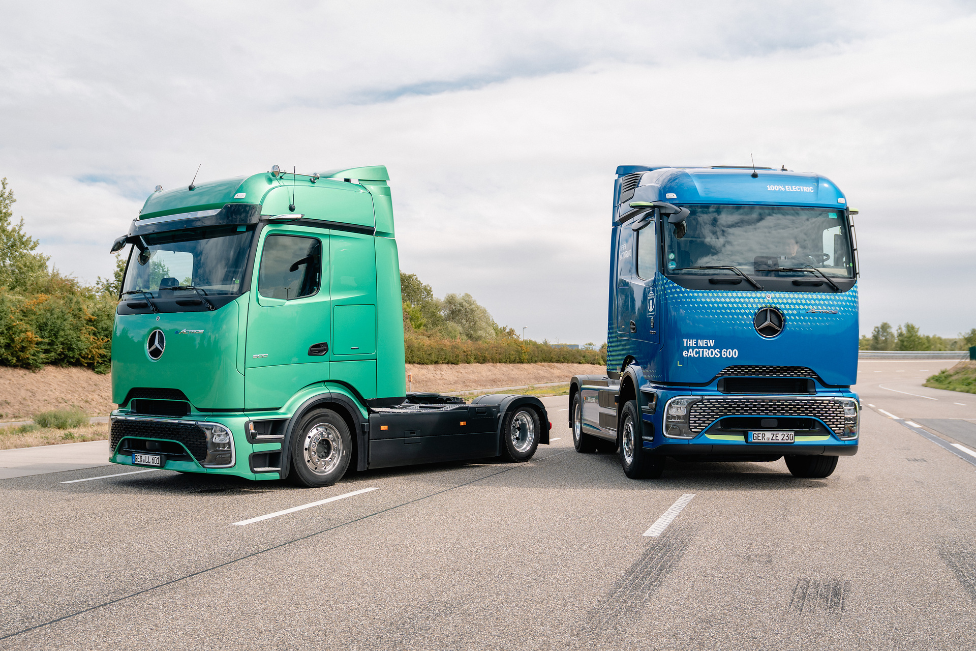 Elektrischer Volumentransport: Mercedes-Benz Trucks präsentiert den eActros Lowliner auf der IAA Transportation