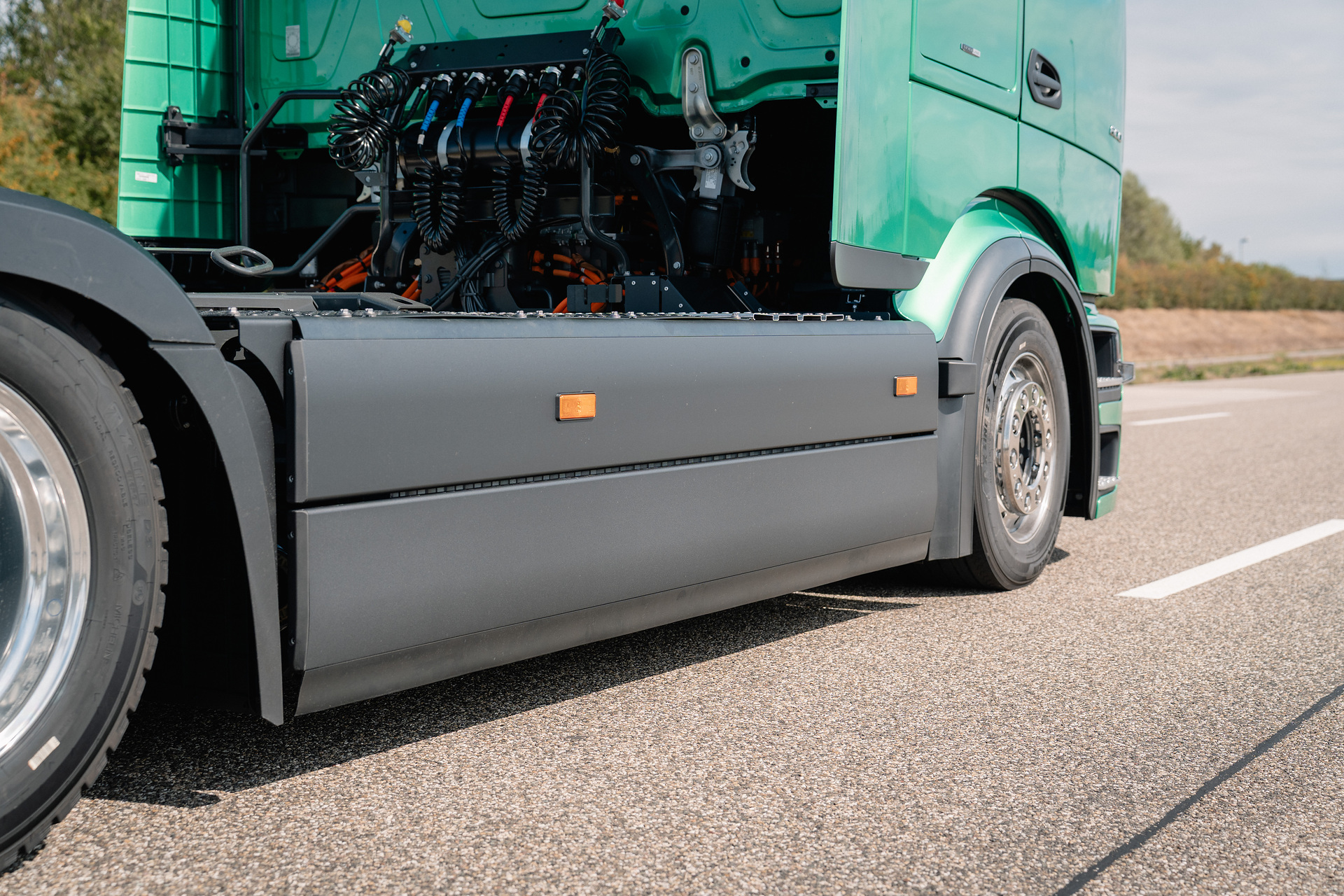 Elektrischer Volumentransport: Mercedes-Benz Trucks präsentiert den eActros Lowliner auf der IAA Transportation