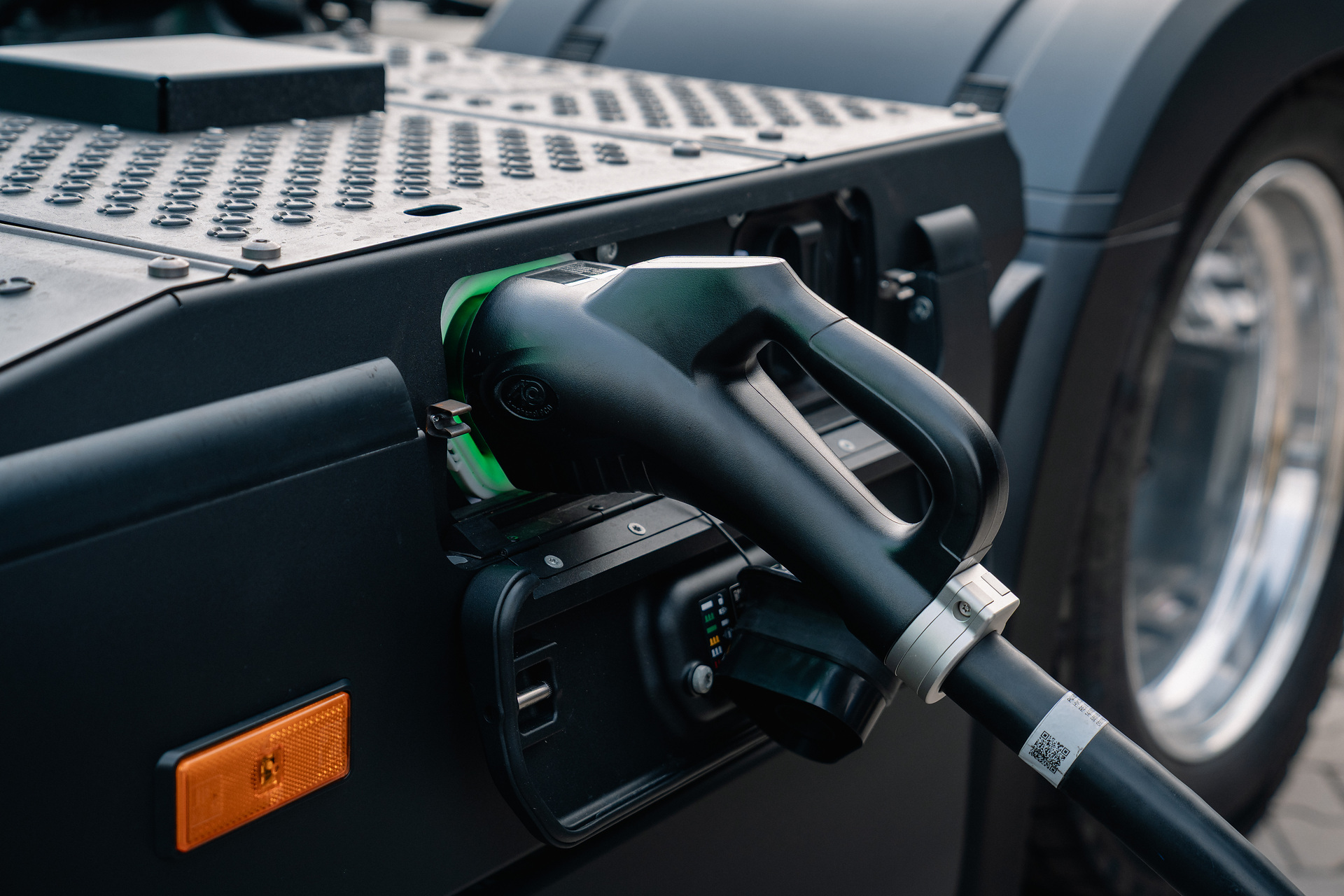 Elektrischer Volumentransport: Mercedes-Benz Trucks präsentiert den eActros Lowliner auf der IAA Transportation