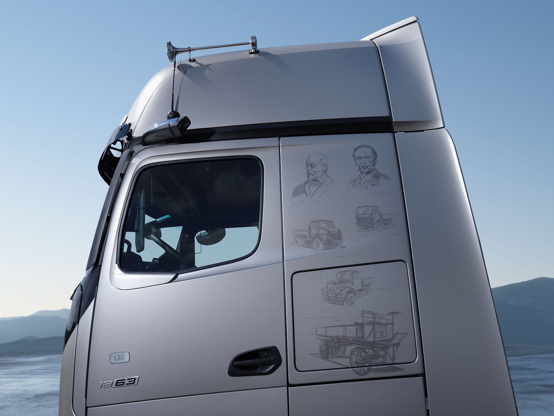 IAA Transportation: 130 Jahre Lkw-Geschichte: Mercedes-Benz Trucks stellt Jubiläumsedition vor