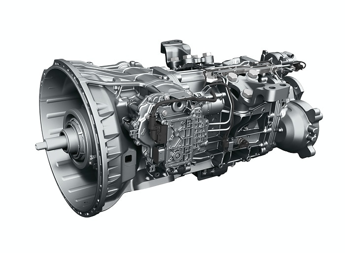 Mercedes-Benz Trucks Powerliner: New Driveline Generation with Four Percent Lower Fuel Consumption